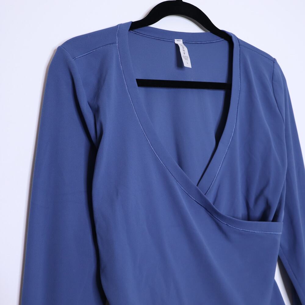 ATHLETA Transcend Wrap Top Chrome Blue Faux Wrap Long Sleeve Active Women's L - Picture 6 of 10
